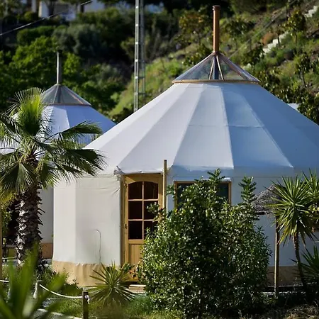 Glamping Darjas Yurtas El Morisco *